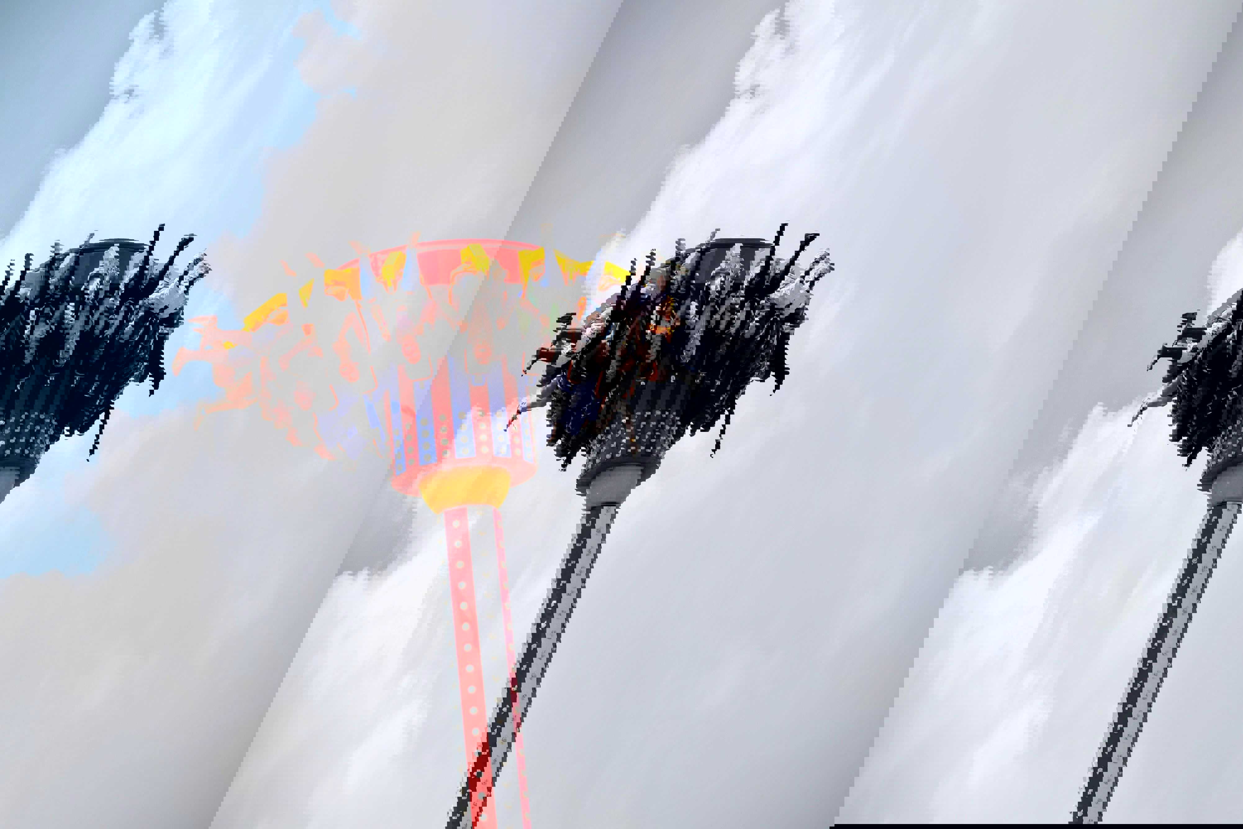 Fyldt snurrende forlystelse i Tivoli